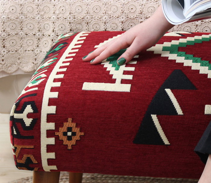 Atelier Del Sofa Puf Rojo Multicolor